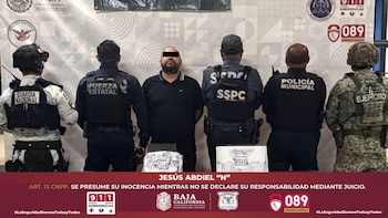 Detienen a falso agente de la SSPC con arma de fuego en Baja California