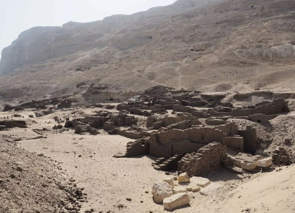 Atribis desbanca al Valle de los Reyes con el archivo de cerámica más grande de la historia egipcia