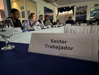 El sector laboral pidió incorporar un salario vital en el debate sobre la jornada de trabajo para cubrir las necesidades de los trabajadores y sus familias. (Cortesía: Unión General de Trabajadores de El Salvador)