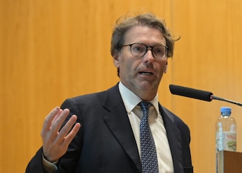 En la mitad de la jornada, se sucedieron diversos espacios de discusión sobre victimología en torno al derecho penal, entre los que se destacó la disertación de Francisco Castex