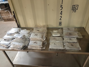 Parte de los decomisos de droga en la frontera. Crédito: FBI