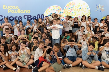 21/09/2026 Lucas Paulano graba la versión sinfónica de su canción para Eurovisión Junior con la Orquesta de RTVE.
El representante español en Eurovisión Junior 2026, Lucas Paulano, ha grabado una versión sinfónica de 'Cuore Bello' ('Te quiero, te quiero') acompañado por la Orquesta y Coro de RTVE, bajo la dirección de Miguel Guerra en el Teatro Monumental de Madrid.
ESPAÑA EUROPA MADRID CULTURA PRENSA, RADIO Y TELEVISIÓN SOCIEDAD
RTVE