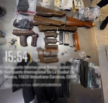 Elementos de la Armada de México realizaron inspecciones en cargamentos del AICM. Crédito: Especial