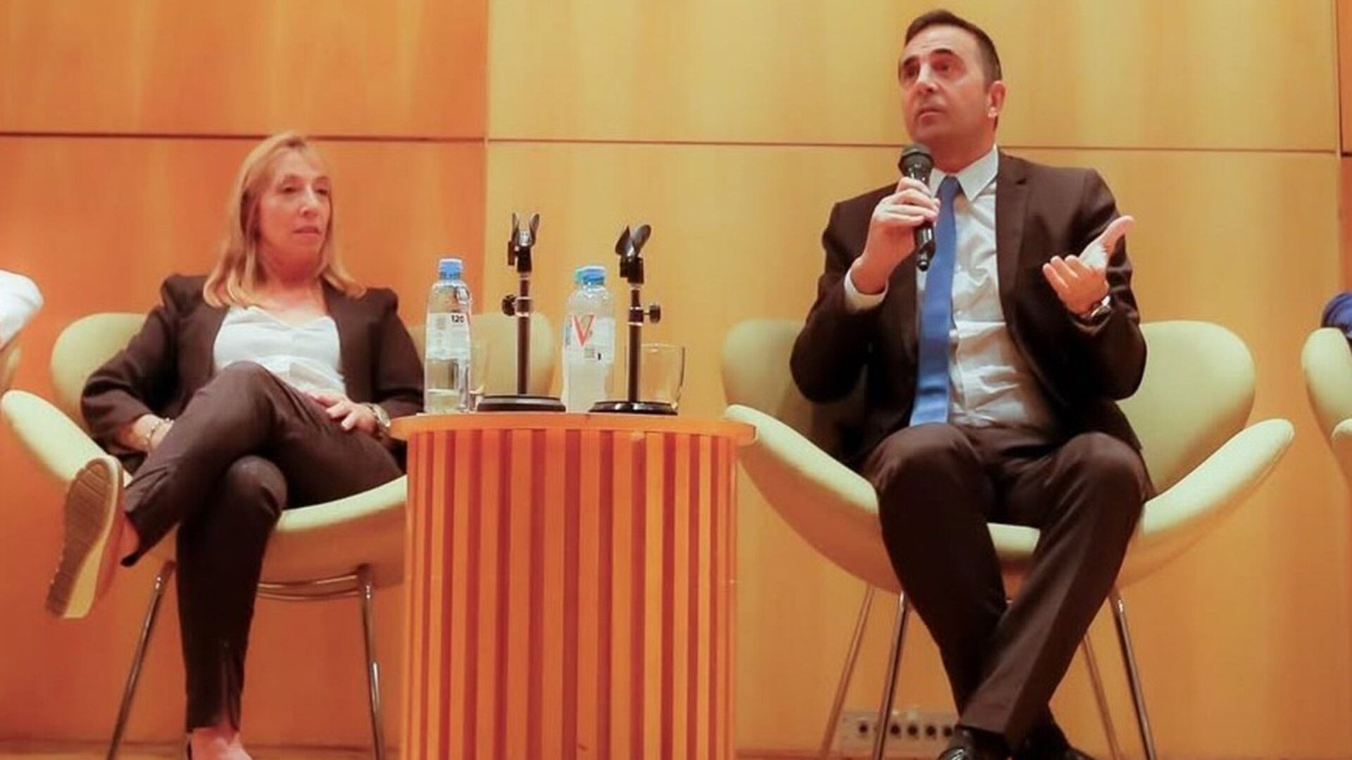 El secretario de Trabajo, Julio Cordero, y su subsecretaria, Claudia Testa