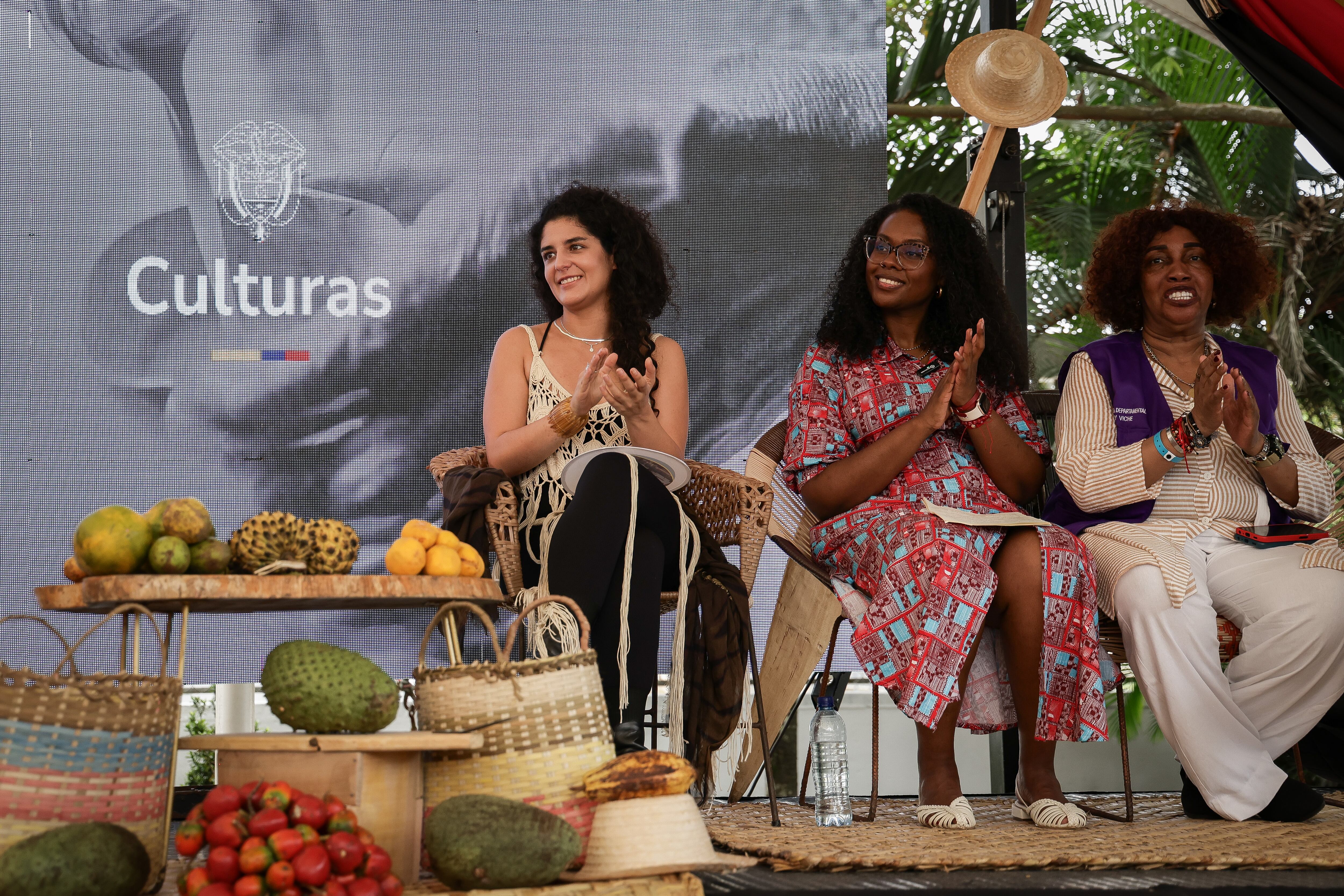 Yannai Kadamani Forondona, ministra de las las Culturas, las Artes y los Saberes. Las nuevas disposiciones buscan garantizar la transmisión de conocimientos, la unidad de los territorios y el arraigo identitario, favoreciendo la inclusión social y el desarrollo de las regiones afrocolombianas - crédito Ministerio de las Culturas