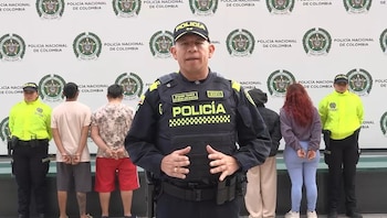 Las capturas se realizaron en allanamientos en La Riviera, en Engativá, y Las Brisas, en Ciudad Bolívar, por trata de personas y concierto para delinquir - crédito Mebog