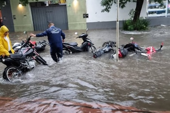 Centros de evacuados reciben a
