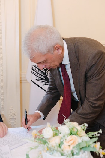 Imagen complementaria de Las 30 mejores fotos del casamiento civil de Andrea Ghidone y Pablo Otero