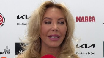 Norma Duval se emociona al