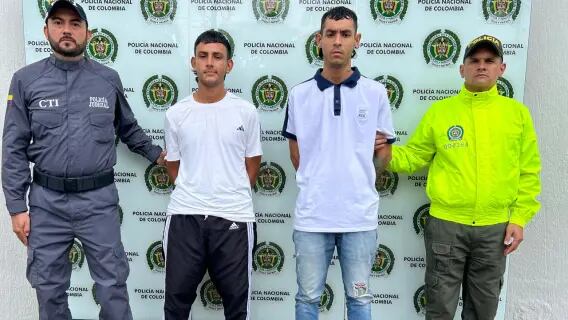 Alias El Paisa y alias El Gordo fueron capturados en diligencias judiciales realizadas en Antioquia y Santander - crédito @PoliciaDEMAM/X
