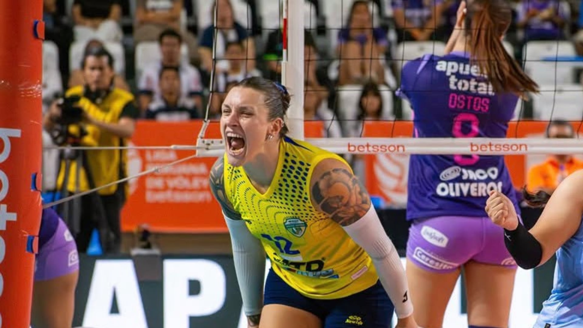 Sofía Neves brilló ante el vigente tricampeón de la Liga Peruana de Vóley. Crédito: Victor Agüero
