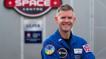 Fue medallista paralímpico y hoy se prepara para vivir en órbita: por qué la misión de John McFall es más que un viaje espacial