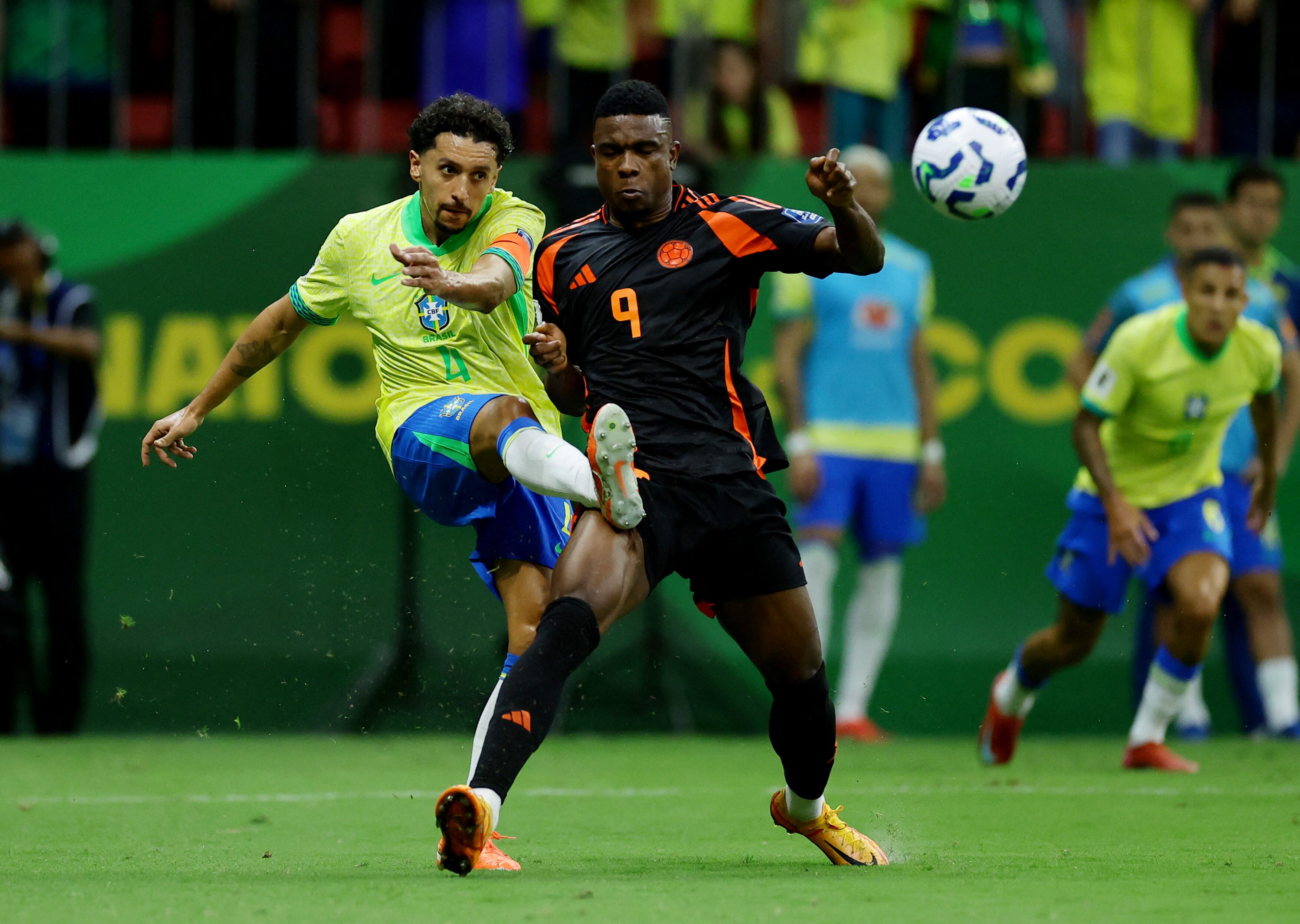 Pese a no rendir de la misma manera que en Krasnodar, Jhon Córdoba sería inicialista en Colombia - crédito Ueslei Marcelino/REUTERS
