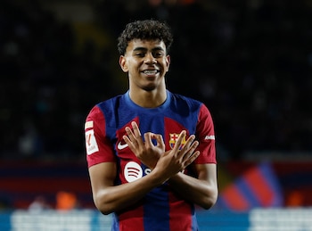 Lamin Yamal celebrando un gol