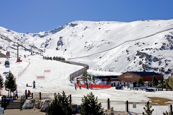 Estación de Sierra Nevada, en