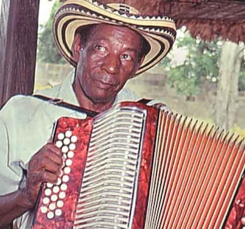 Náfer Durán fue hermano de Alejo Durán, primer Rey Vallenato y referente de la música tradicional colombiana - crédito @naferduran_elgrande / Instagram