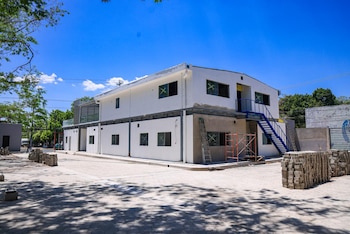Nueva infraestructura del laboratorio de calidad de agua en San Miguel, diseñada para fortalecer el control y análisis del recurso hídrico en la región oriental del país (Foto cortesía ANDA).