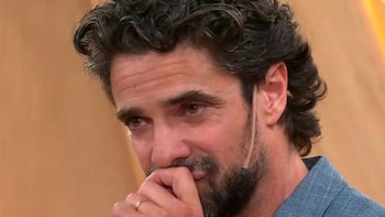 Luciano Castro estaría internado en