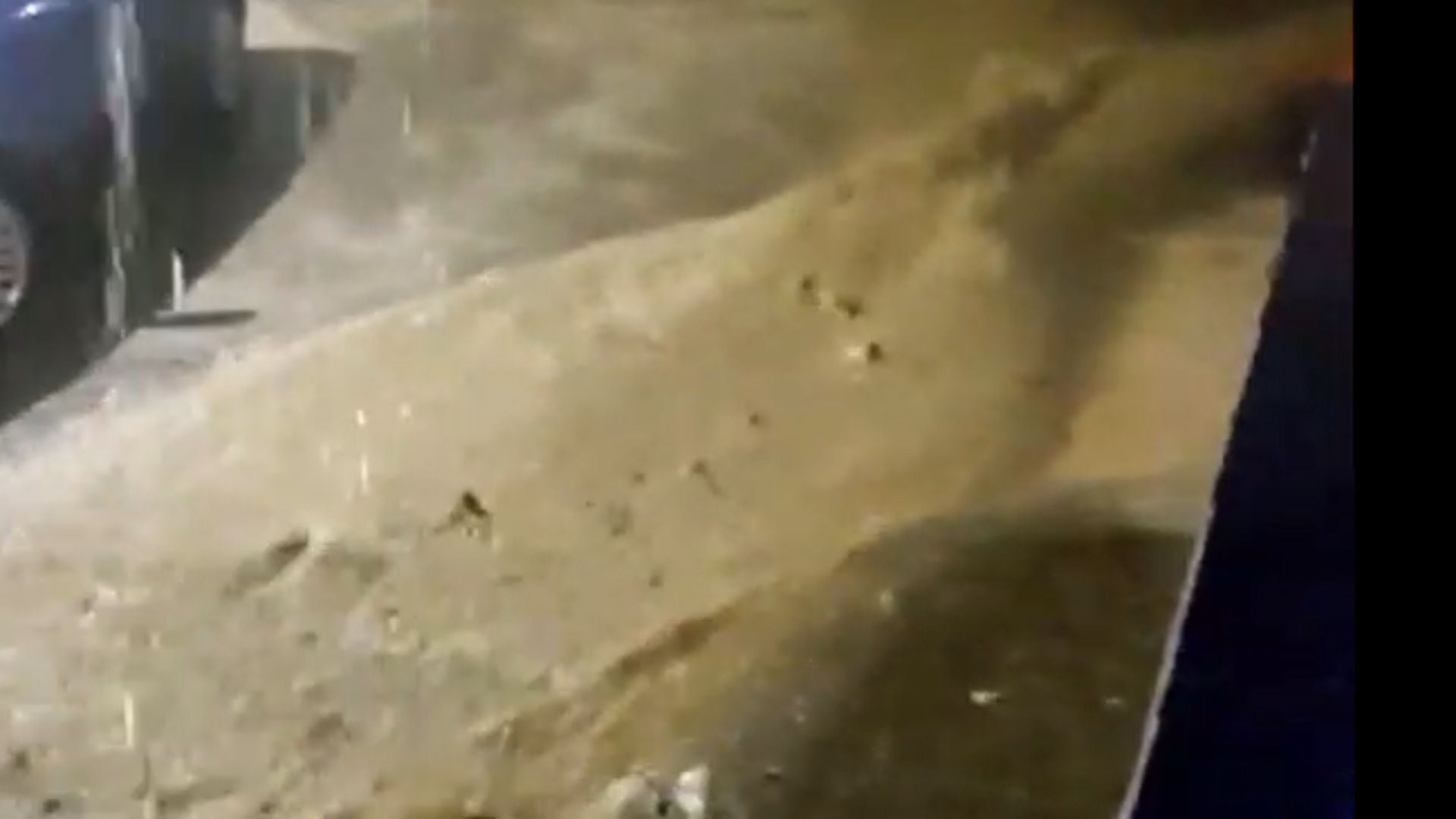 Intensas lluvias provocan desbordamiento del río Guadalhorce en Cártama, Málaga