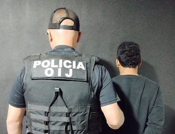 Durante los operativos fueron detenidas diez personas vinculadas con una organización dedicada al narcotráfico, sicariato y asaltos a viviendas. Crédito: OIJ