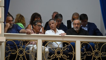 Roberto Baradel, dirigente sindical, observa