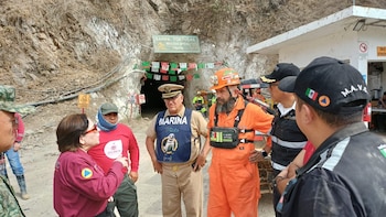 La estrategia de rescate combina extracción de agua, monitoreo y refuerzo estructural.