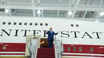 Trump dijo que el avión de Catar iría a su biblioteca. Eso podría cambiar