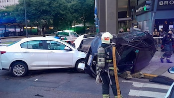 Choques, vuelcos y accidentados en la mañana del feriado por el 25 de mayo
