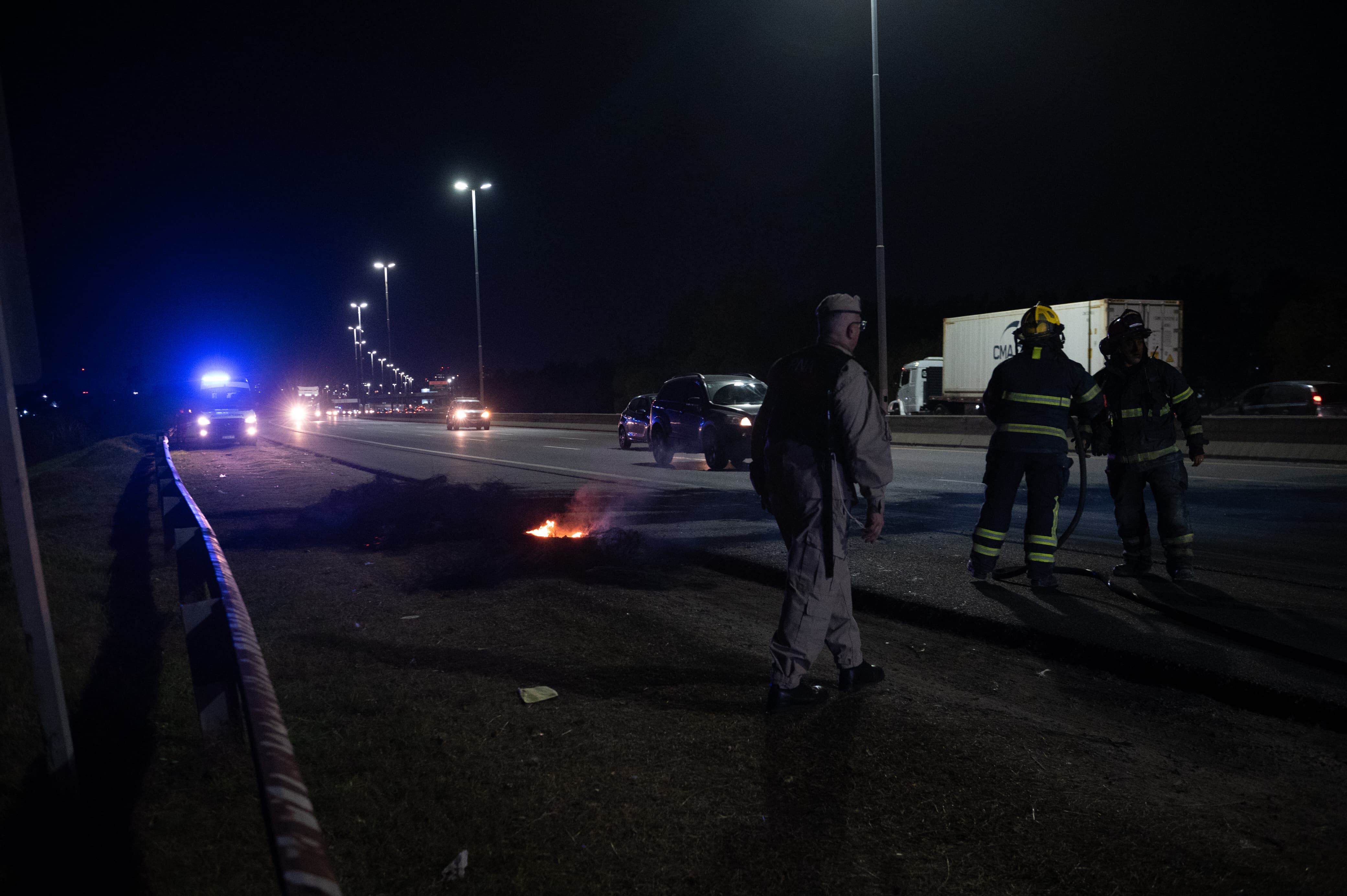 Las filas de autos alcanzaban los 10 kilómetros (Jaime Olivos)