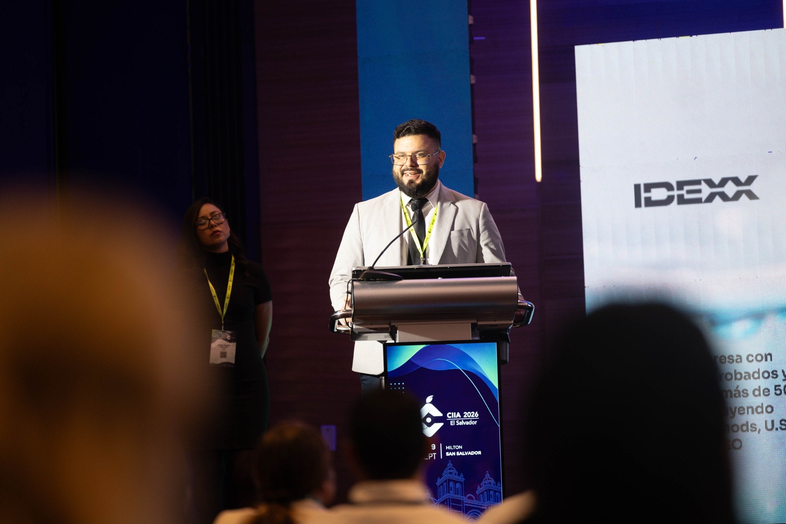 Los talleres del congreso abordaron inteligencia artificial, manejo de alérgenos alimentarios y sistemas Lean aplicados a laboratorios./ (Redes Noé García)