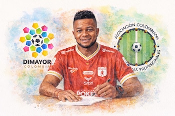 Un hombre con camisa roja y reloj sostiene un bolígrafo sobre un papel. Detrás, logos de Dimayor y de la Asociación Colombiana de Futbolistas Profesionales.
