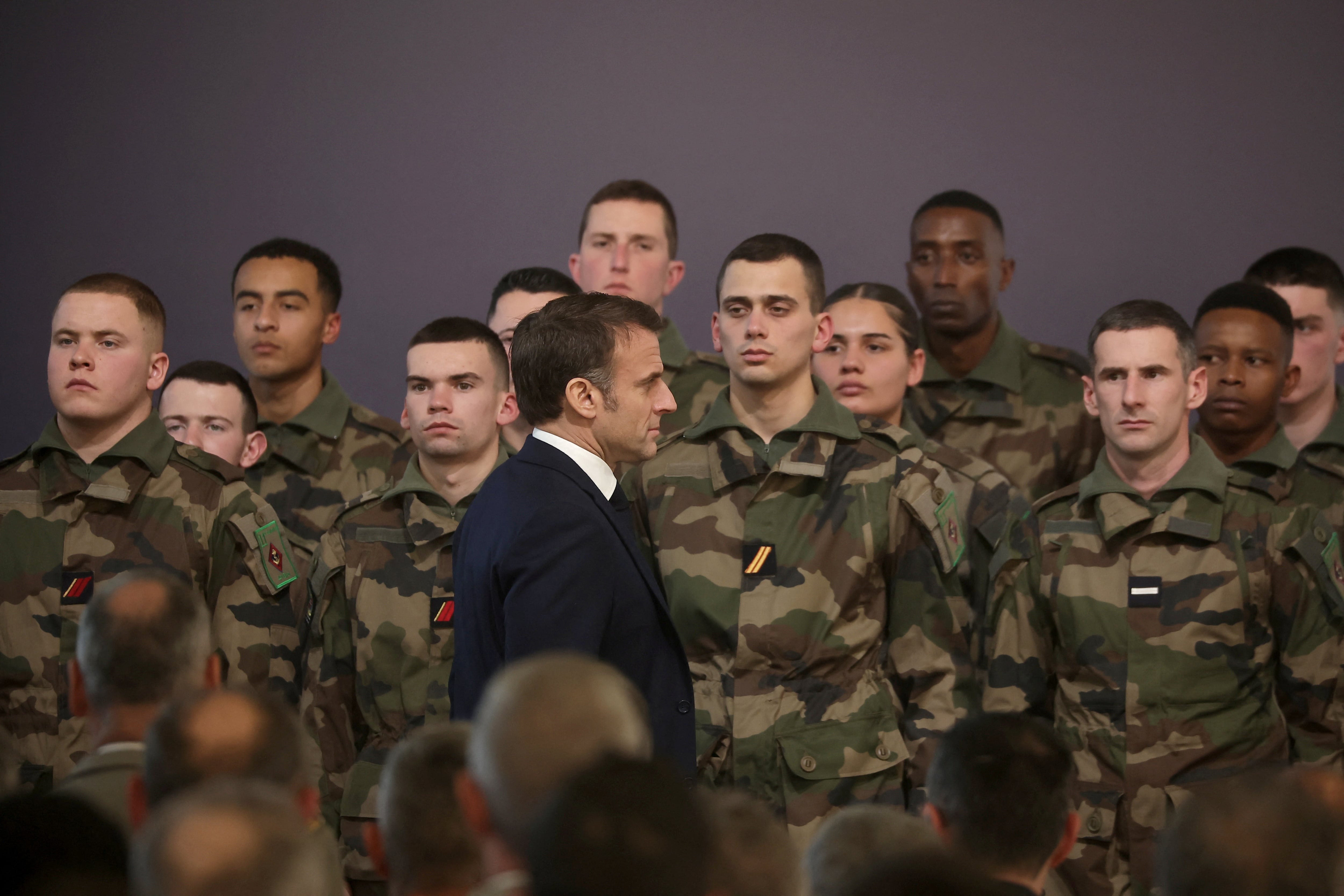 Macron confirmó la muerte de un militar francés en un ataque con drones iraníes contra una base en Irak