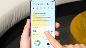 La nueva app de salud de Samsung convierte Galaxy Watch en un compañero de salud proactivo con nuevas funciones de IA