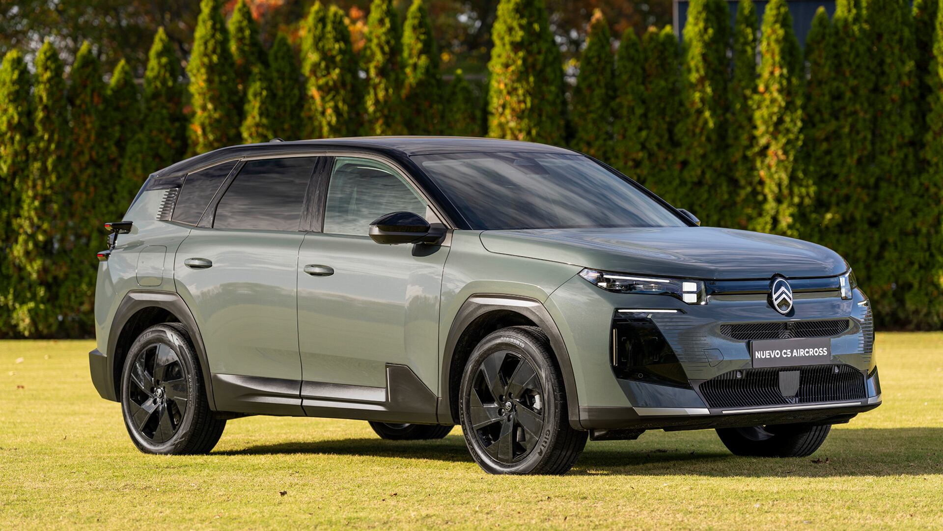 El Nuevo Citroën C5 Aircross es el primer auto que entra bajo el nuevo acuerdo comercial del Mercosur y la Unión Europea, pagando la mitad del arancel de importación. (Stellantis Argentina)