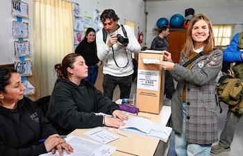 Fernanda Raverta votó temprano en