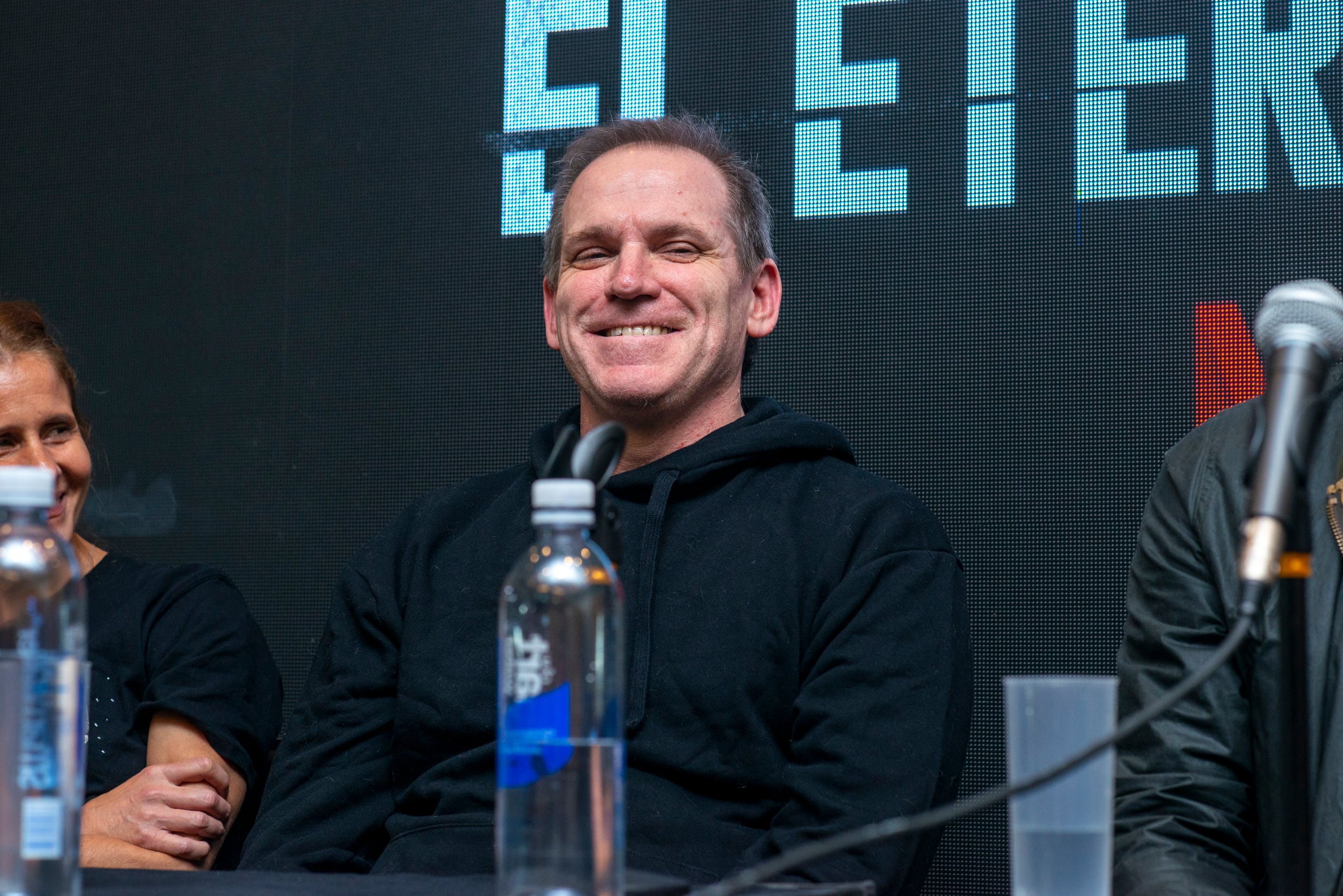 Bruno Stagnaro, nominado en dirección en serie por El Eternauta (Foto: @ferialibroba)