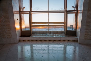 Cristales rotos en el museo