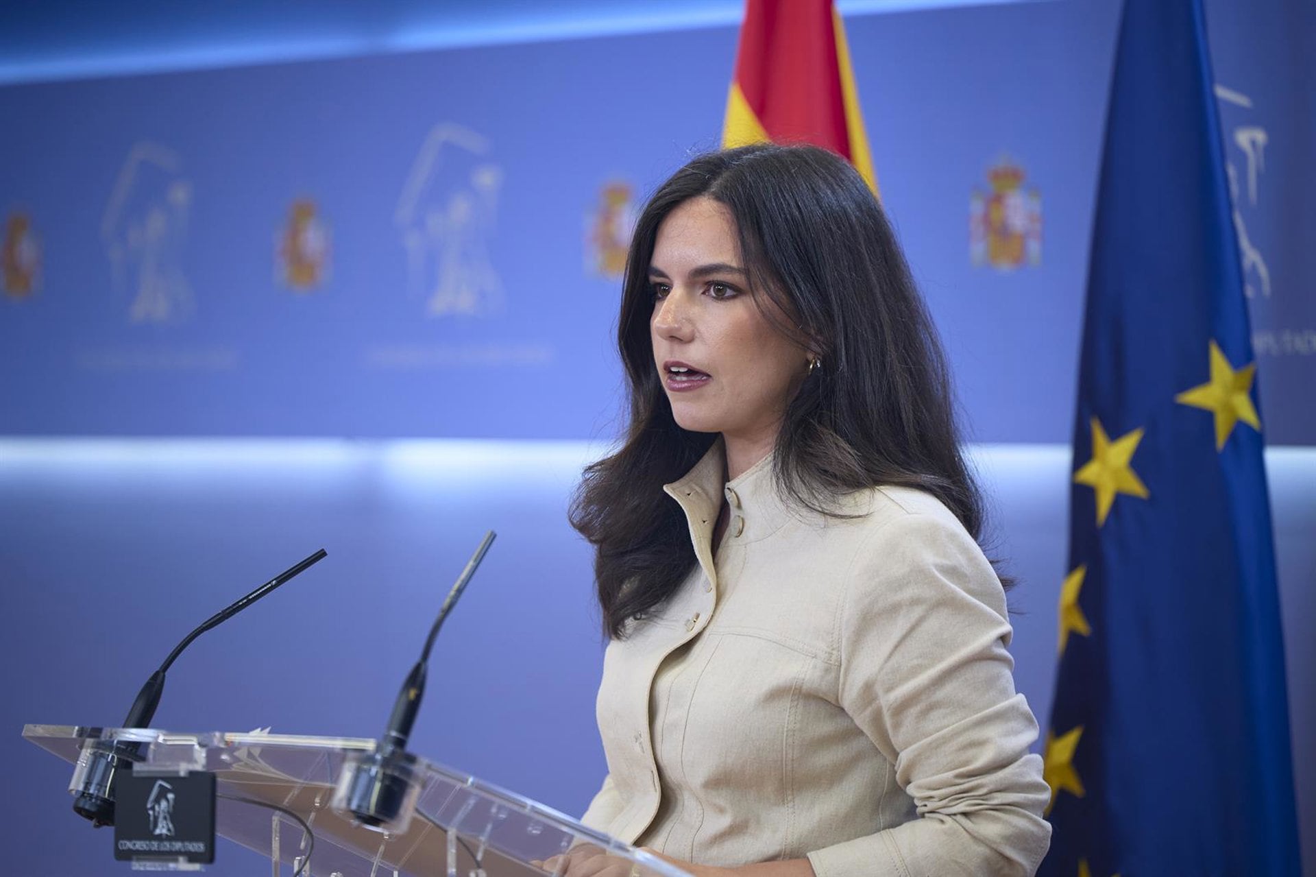 Rodríguez de Millán llama "ignorante" y "mediocre" a Morant por comparar a PP y Vox con Hitler