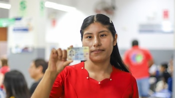 La campaña “Listo e Informados” busca que los ciudadanos cuenten con su documento de identidad actualizado y puedan ejercer su derecho al voto sin contratiempos - Créditos: Reniec.