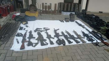 Arsenal incautado por la policía