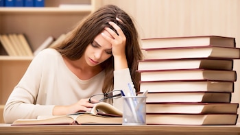 Muchos estudiantes universitarios estadounidenses con psicosis no están recibiendo tratamiento