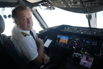 Vuelo ida Varsovia 20/03/22 Enrique Piñeyro