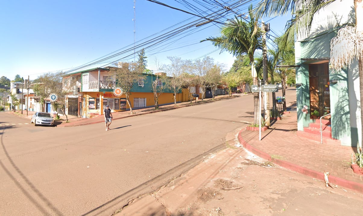 El remisero dejó a la madre y su hija en la intersección de Avellaneda y Buenos Aires de Oberá