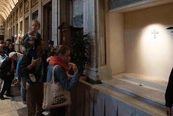 La tumba del papa en