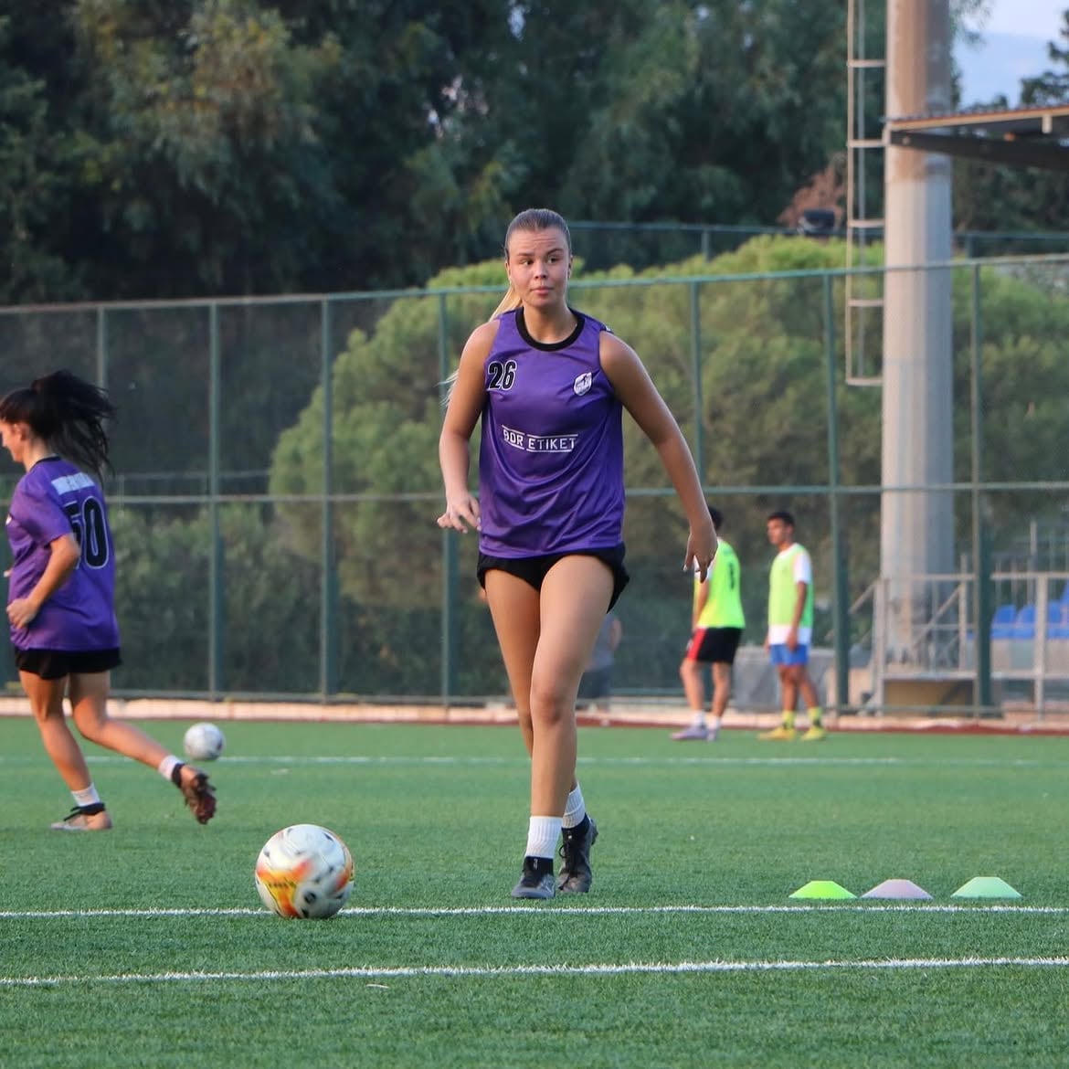 Su último club fue el Bornova Genc Yildizlar Spor
