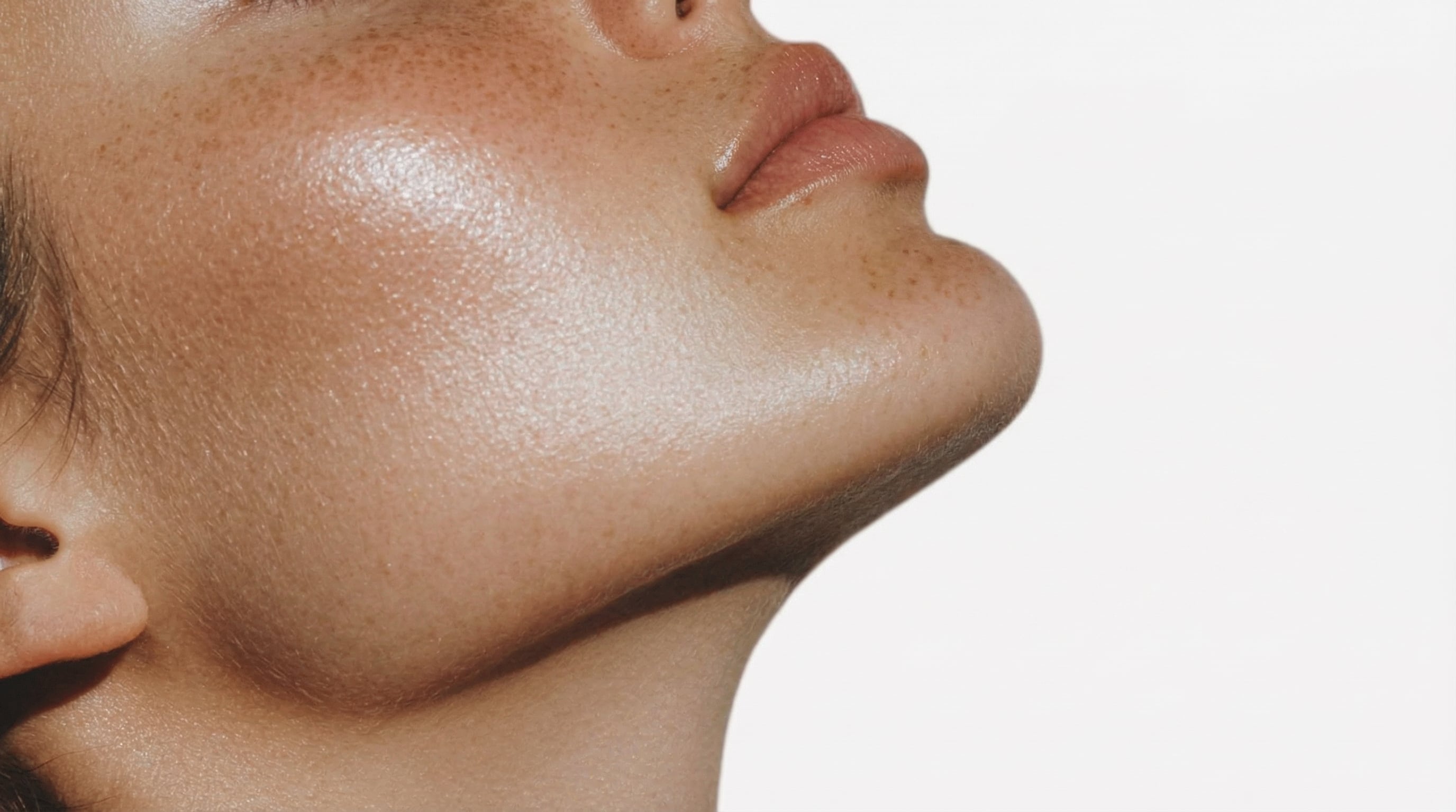 La extracción de grasa bucal es una tendencia creciente en cirugía estética facial. (Imagen Ilustrativa Infobae)