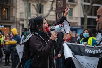 Victoria Columba durante una manifestación