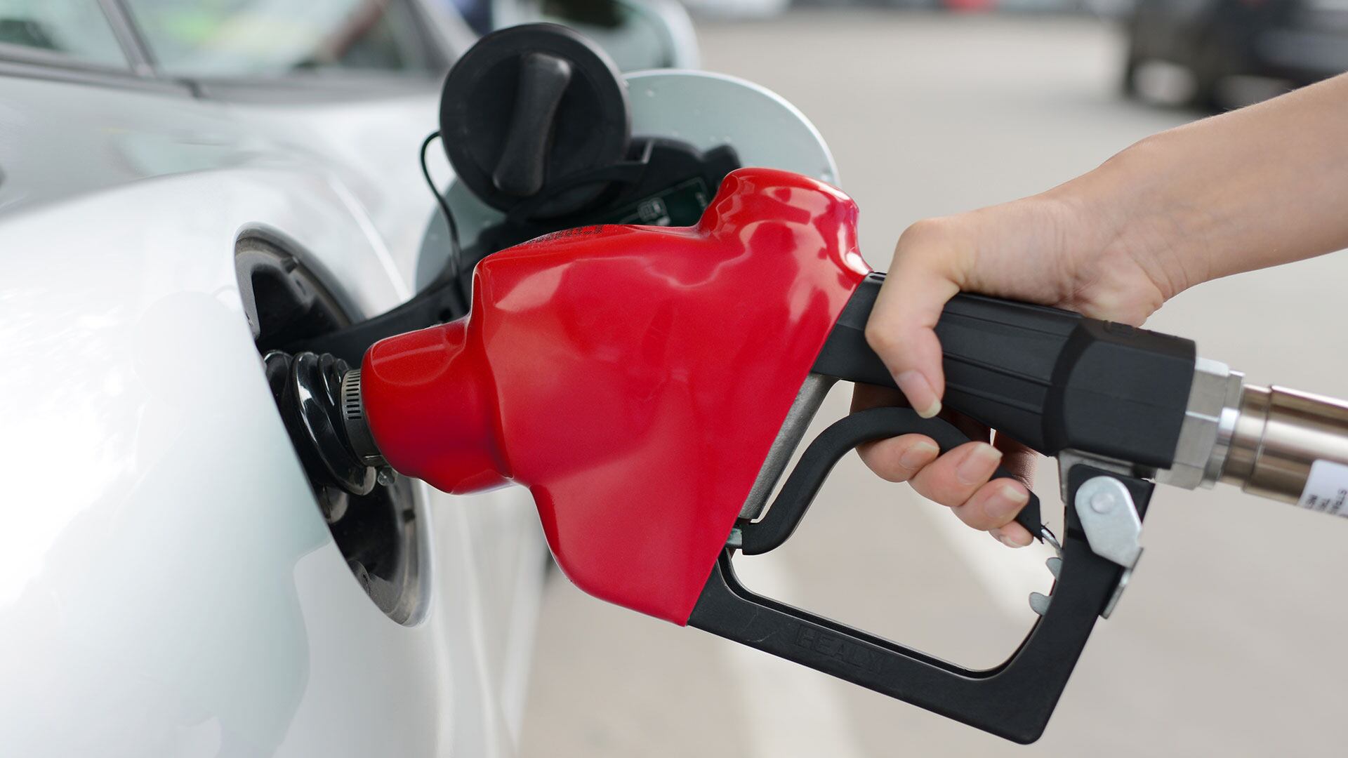 El consumo de combustible se ve muy impactado por el estilo de conducción. (Getty Images)