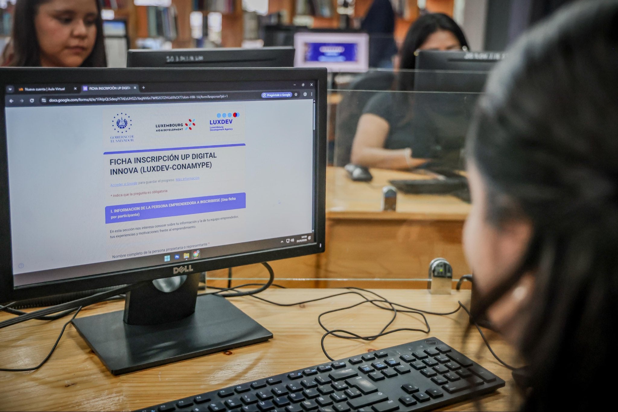 La oferta de formación gratuita, procesos de incubación y acceso a financiamiento pretende abrir nuevas puertas para quienes poseen visión emprendedora y desean transformar sus ideas en empresas sostenibles. Foto Cortesía.