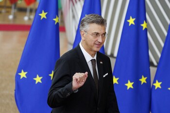 Imagen 5D2IPL3JMBBGPAQER6PQGFFNUA